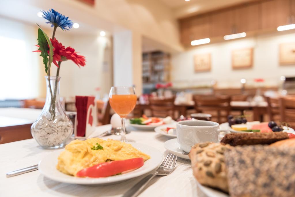 Residenz Hotel Βούρπεταλ Εξωτερικό φωτογραφία
